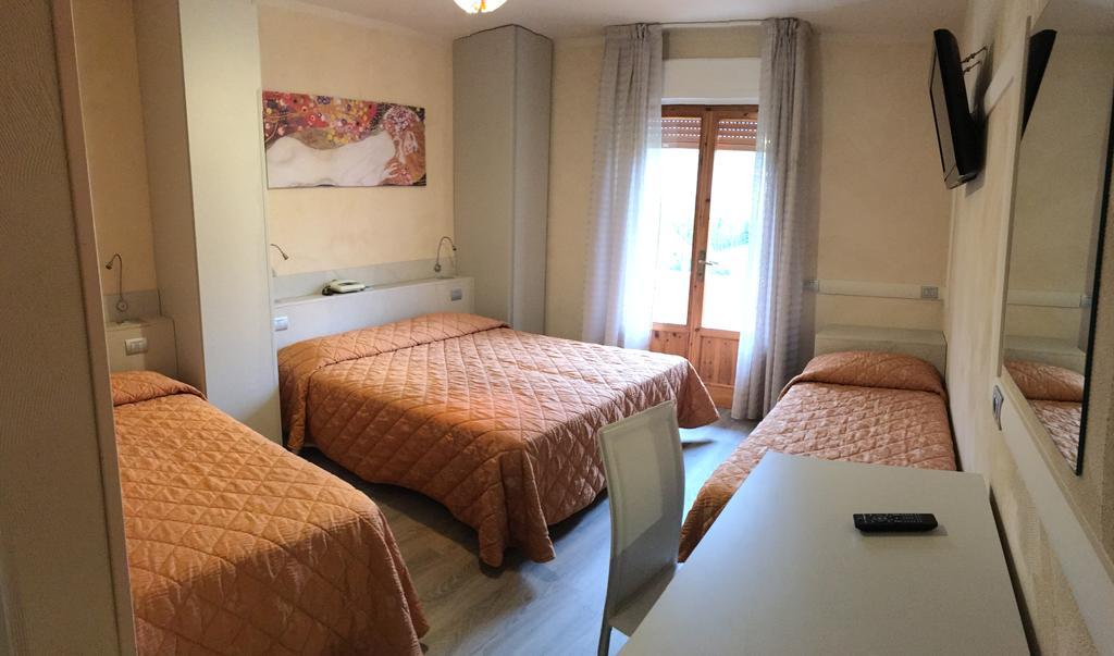 Hotel Da Filie' Querceta Dış mekan fotoğraf